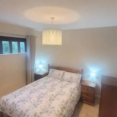 Brigadoon 3 Bed With Stunning Valley Veiws Roundwood