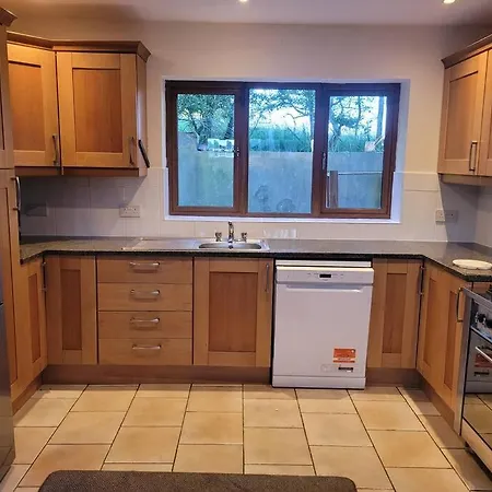 Brigadoon 3 Bed With Stunning Valley Veiws Apartment *